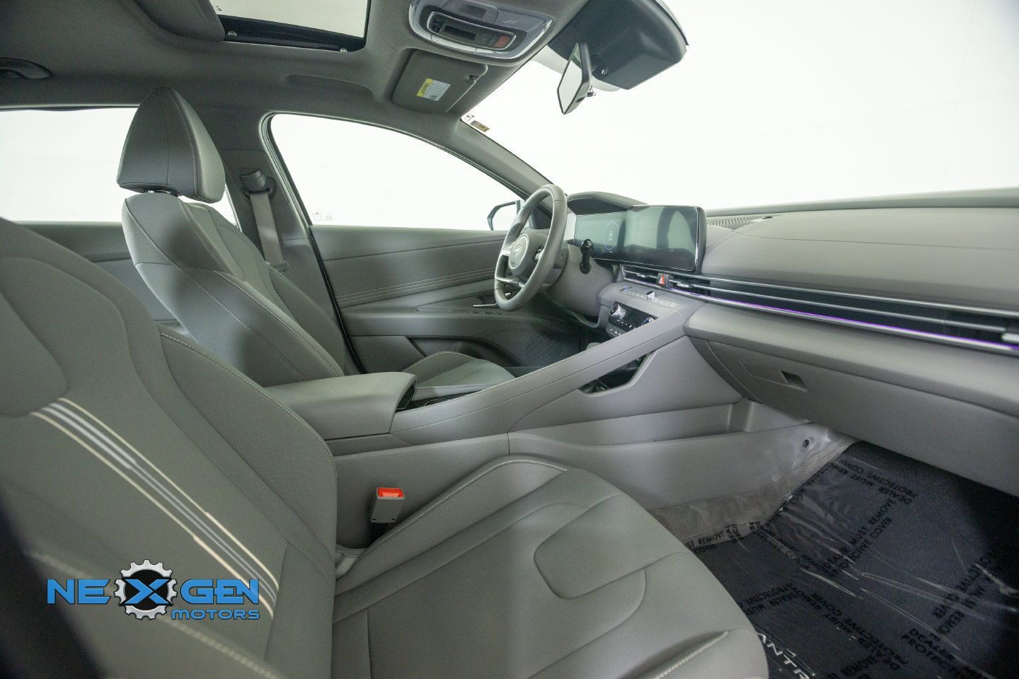 Used 2024 Hyundai Elantra SEL w/ Convenience Package FWD image 40