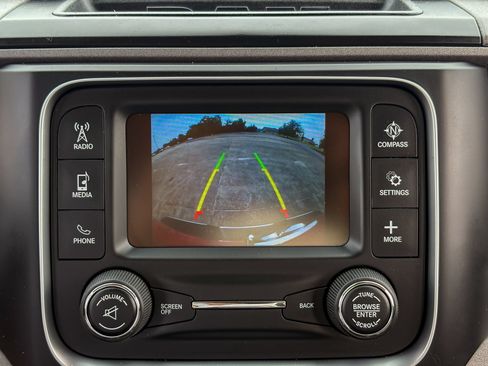 Used 2018 RAM 2500 Tradesman w/ Chrome Appearance Group AWD/4WD image 23