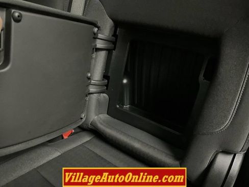 Used 2024 Chevrolet Silverado 2500 LT AWD/4WD image 25