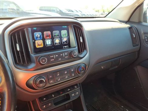 Used 2016 Chevrolet Colorado Z71 RWD image 12