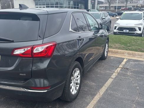 Used 2018 Chevrolet Equinox LT image 3