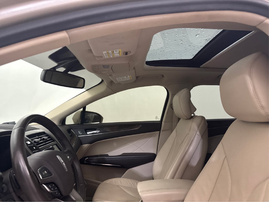 Used 2017 Lincoln MKC Reserve FWD image 33