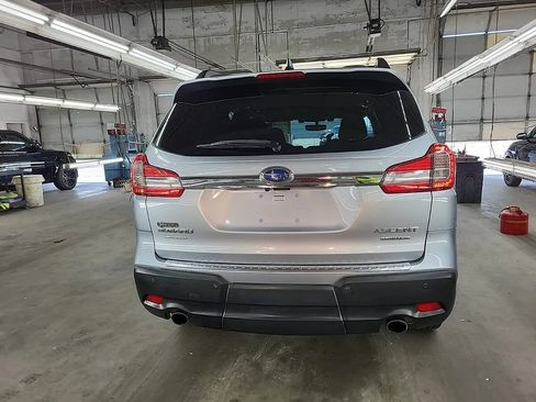 Used 2019 Subaru Ascent Limited w/ Popular Package #4 AWD/4WD image 3
