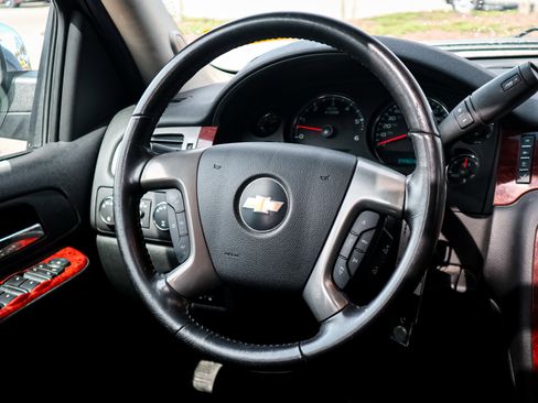 Used 2011 Chevrolet Avalanche LT w/ Regional Value Package image 18