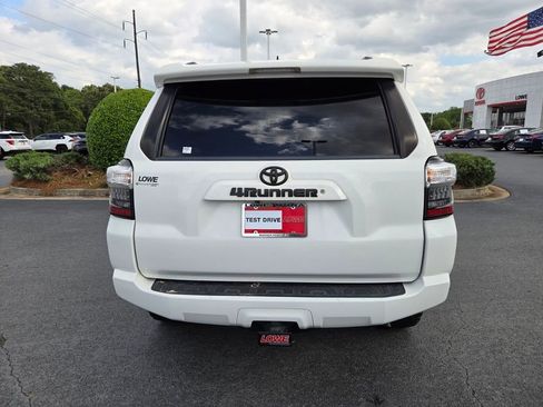 Used 2019 Toyota 4Runner SR5 Premium AWD/4WD image 10
