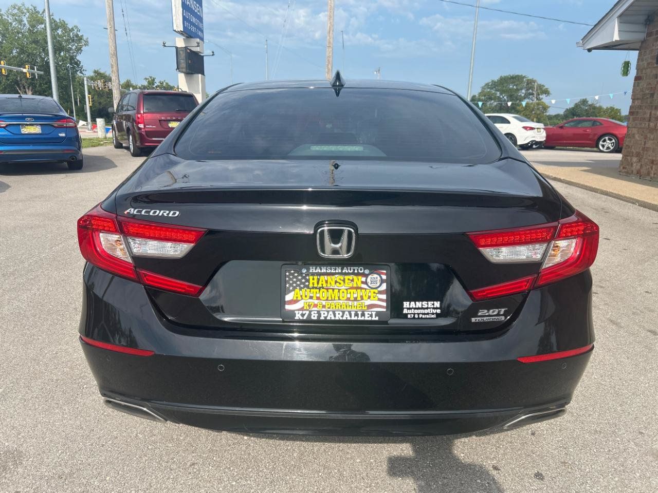 Used 2020 Honda Accord Touring image 6