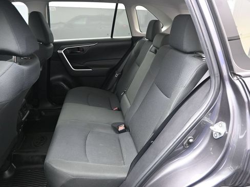 Used 2023 Toyota RAV4 LE AWD/4WD image 15