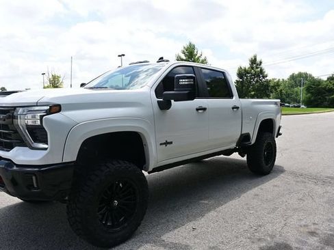 New 2026 Chevrolet Silverado 2500 LT w/ Trail Boss Package AWD/4WD image 16