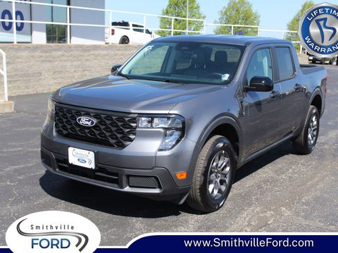 New 2025 Ford Maverick XLT w/ XLT Luxury Package FWD image 1