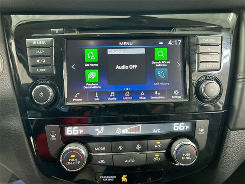 Used 2020 Nissan Rogue SL w/ Premium Package image 14