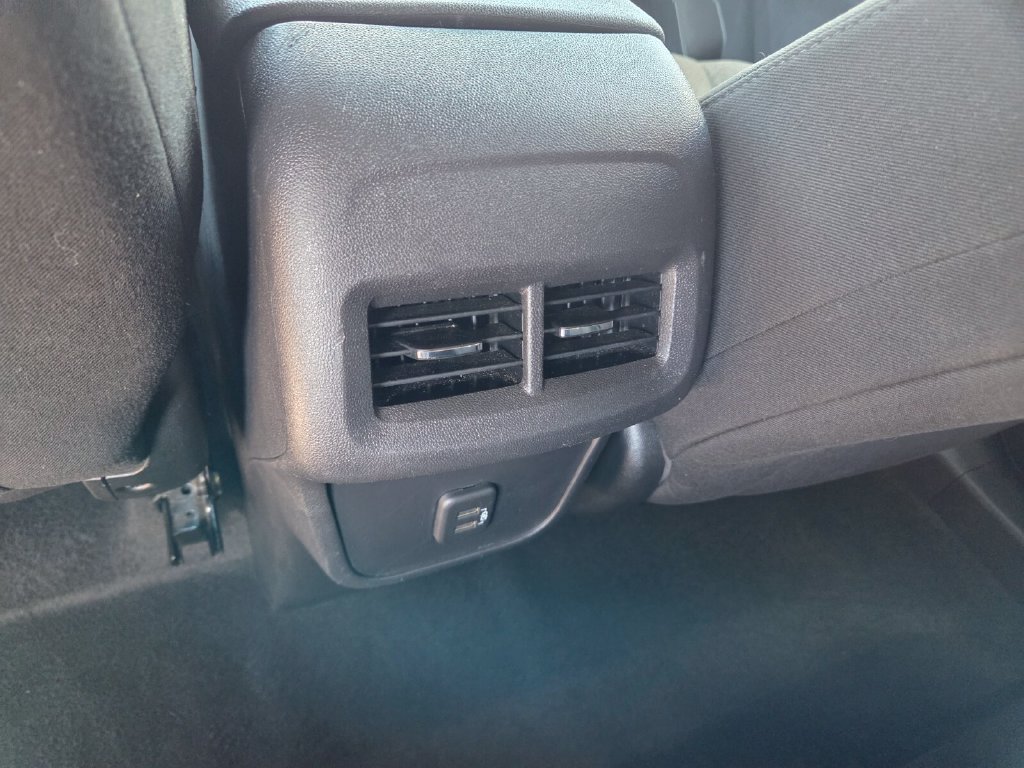 Used 2024 Chevrolet Equinox LT AWD/4WD image 8