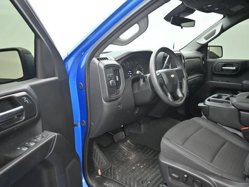 Used 2025 Chevrolet Silverado 1500 Custom RWD image 10