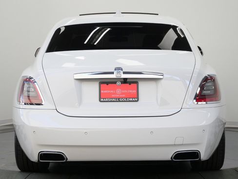 Used 2022 Rolls-Royce Ghost w/ Ghost Package AWD/4WD image 8