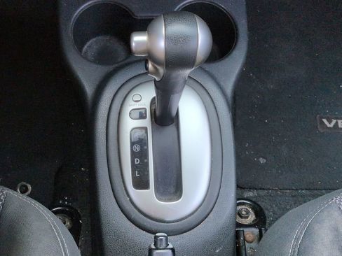 Used 2018 Nissan Versa SV w/ SV Special Edition Package FWD image 17