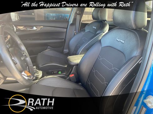 Used 2023 Kia Forte GT-Line image 11