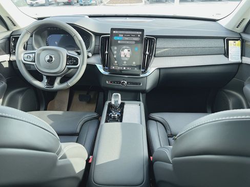 New 2026 Volvo XC90 B6 Ultra w/ Protection Package image 23