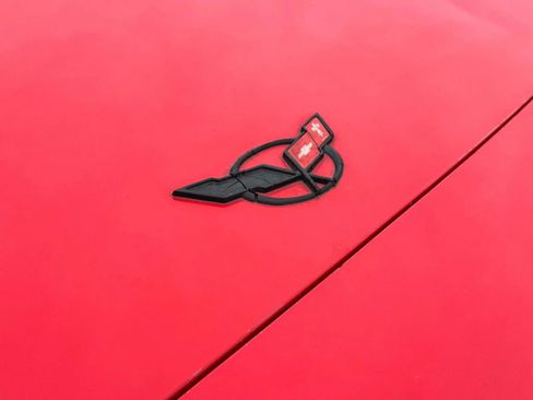 Used 2004 Chevrolet Corvette Convertible w/ Preferred Equipment Group image 11