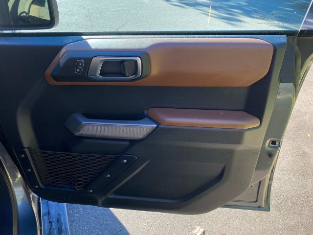 Used 2022 Ford Bronco Outer Banks AWD/4WD image 37