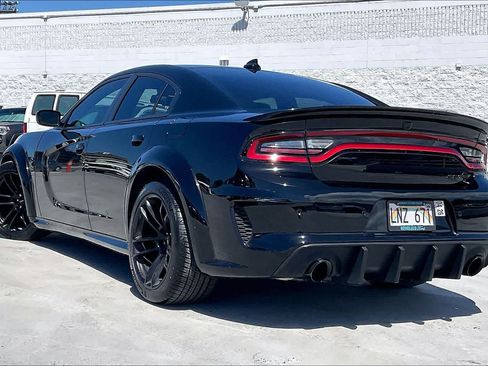 Used 2022 Dodge Charger SRT Hellcat w/ Navigation & Travel Group RWD image 4