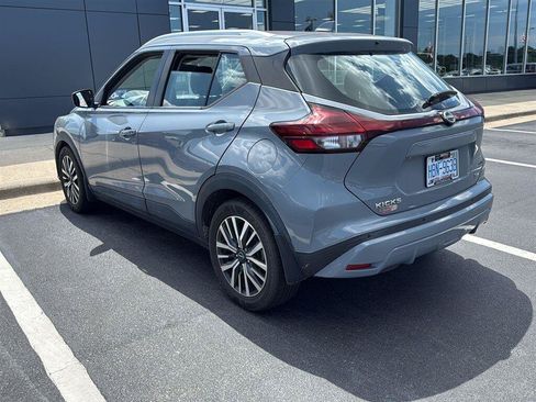 Certified 2023 Nissan Kicks SV FWD image 5