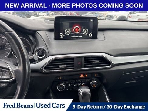 Used 2018 MAZDA CX-9 Touring w/ Touring Premium Package image 12