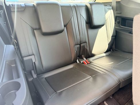 Used 2018 Volkswagen Atlas SE FWD image 16