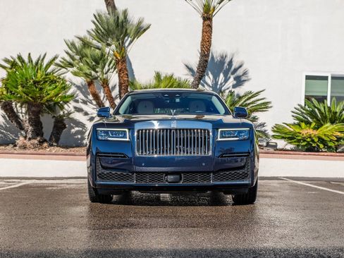Used 2024 Rolls-Royce Ghost image 5