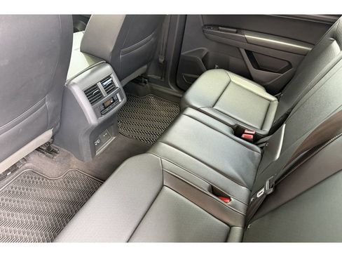 Used 2021 Volkswagen Atlas SE w/ Towing Package AWD/4WD image 13