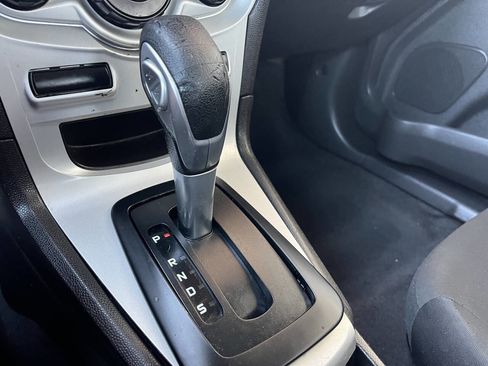 Used 2015 Ford Fiesta SE image 33