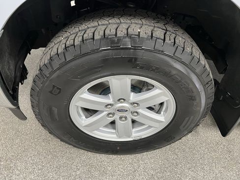 Used 2022 Ford F150 XLT w/ Trailer Tow Package image 18