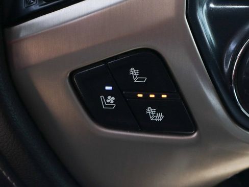 Used 2018 GMC Sierra 2500 Denali w/ Duramax Plus Package image 33