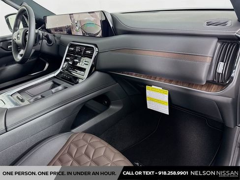 New 2026 Nissan Armada Platinum image 32