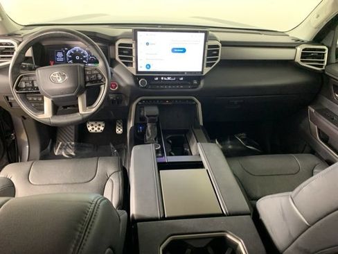 Used 2023 Toyota Sequoia SR5 w/ SR5 Premium Package AWD/4WD image 40