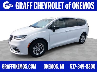 Used 2024 Chrysler Pacifica Touring-L