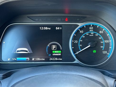 Used 2020 Nissan Leaf SV w/ SV Technology Package image 30