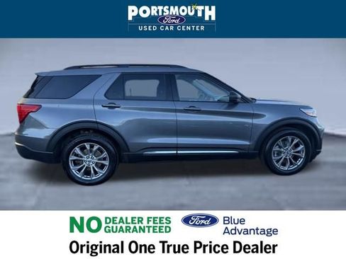 Certified 2022 Ford Explorer XLT w/ Equipment Group 202A image 6