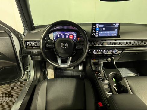 Used 2025 Honda Civic Sport Touring image 13