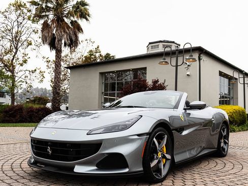 Certified 2022 Ferrari Portofino M RWD image 29