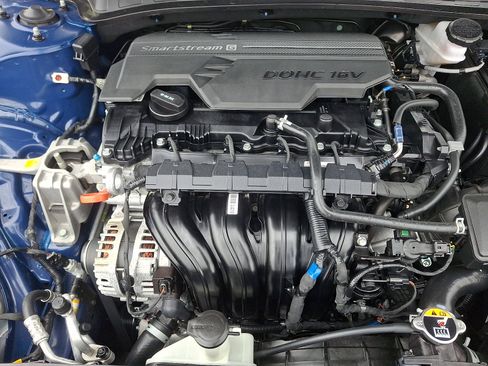 Used 2024 Hyundai Elantra SEL FWD image 29
