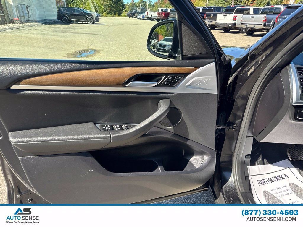 Used 2018 BMW X3 xDrive30i AWD/4WD image 14