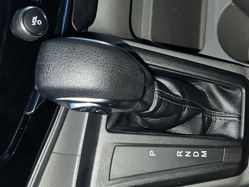 Certified 2024 Ford Transit 350 XLT image 22