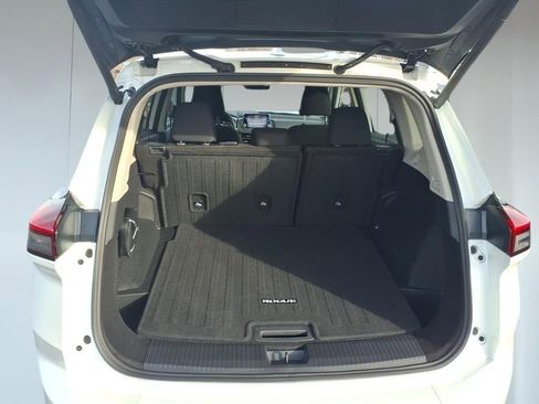 New 2026 Nissan Rogue SV image 9