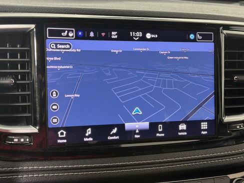 Used 2025 Chrysler Pacifica Limited FWD image 6