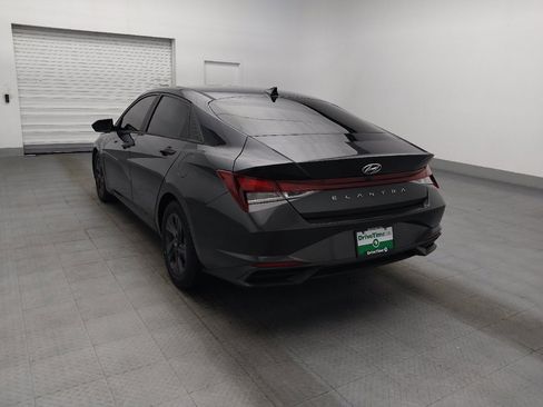 Used 2021 Hyundai Elantra SEL FWD image 5