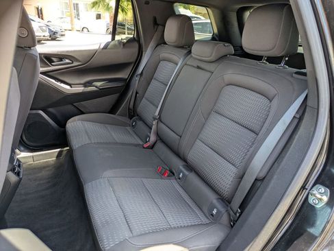Used 2025 Chevrolet Equinox LT FWD image 24