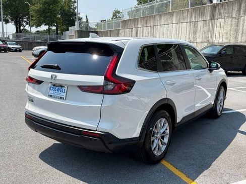 Used 2023 Honda CR-V EX-L image 8