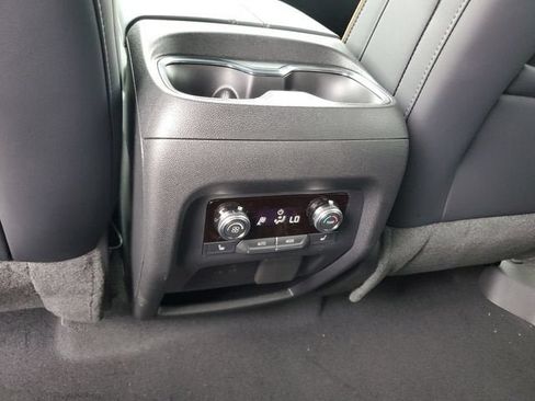 New 2026 GMC Acadia AT4 w/ Luxury Package AWD/4WD image 16