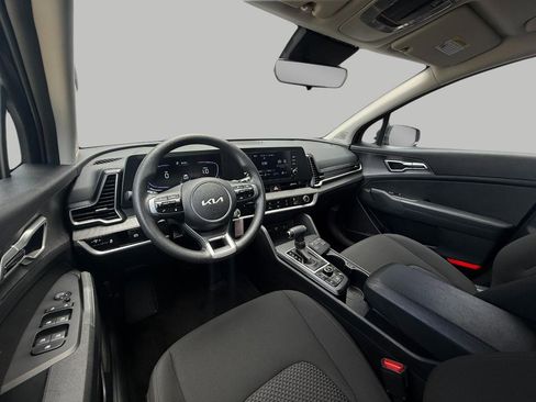 Used 2025 Kia Sportage LX image 25