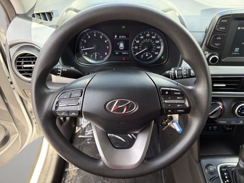 Used 2020 Hyundai Kona SE AWD/4WD image 27