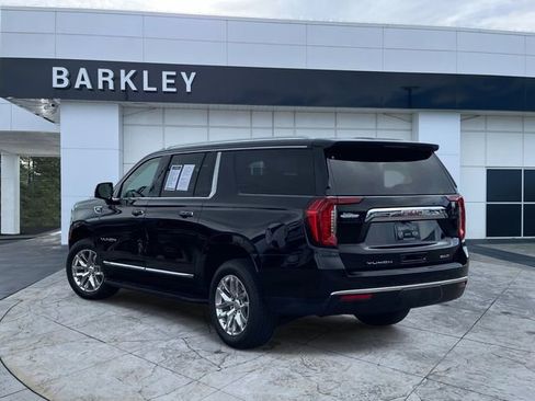 Certified 2024 GMC Yukon XL SLT w/ SLT Luxury Package AWD/4WD image 5